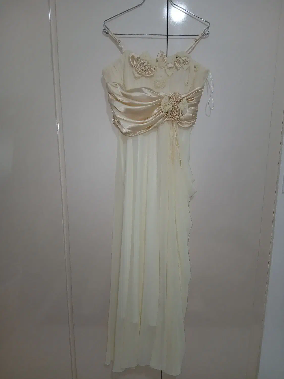 لباس مجلسی|لباس|مینودشت, |دیوار