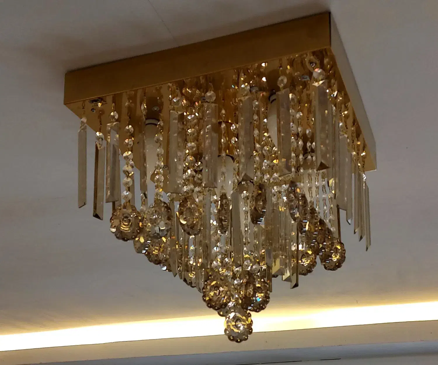 لوستر|لوستر و چراغ آویز|اراک, |دیوار