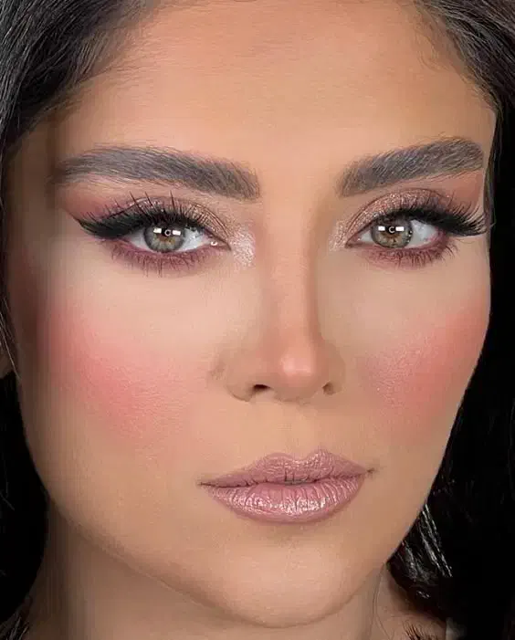 بامعرفی۲نفرمیکاپرایگانبگیرفرصتمحدودو تخفیفویژه|خدمات آرایشگری و زیبایی|بوکان, |دیوار