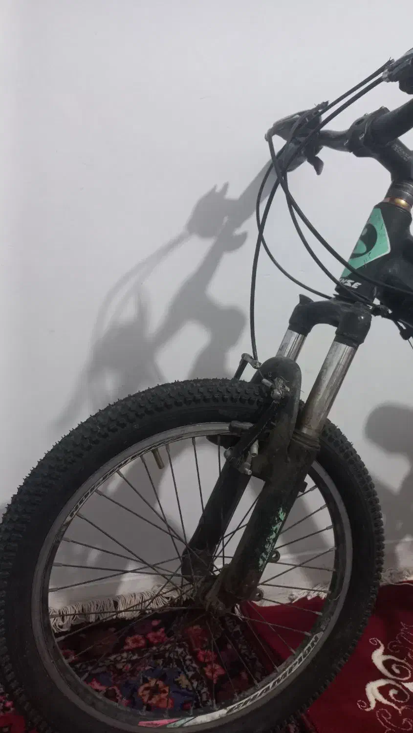 دوچرخه ۲۰ چکی ۴ ماهه به قیمت نقد|دوچرخه، اسکیت، اسکوتر|ساوه, |دیوار