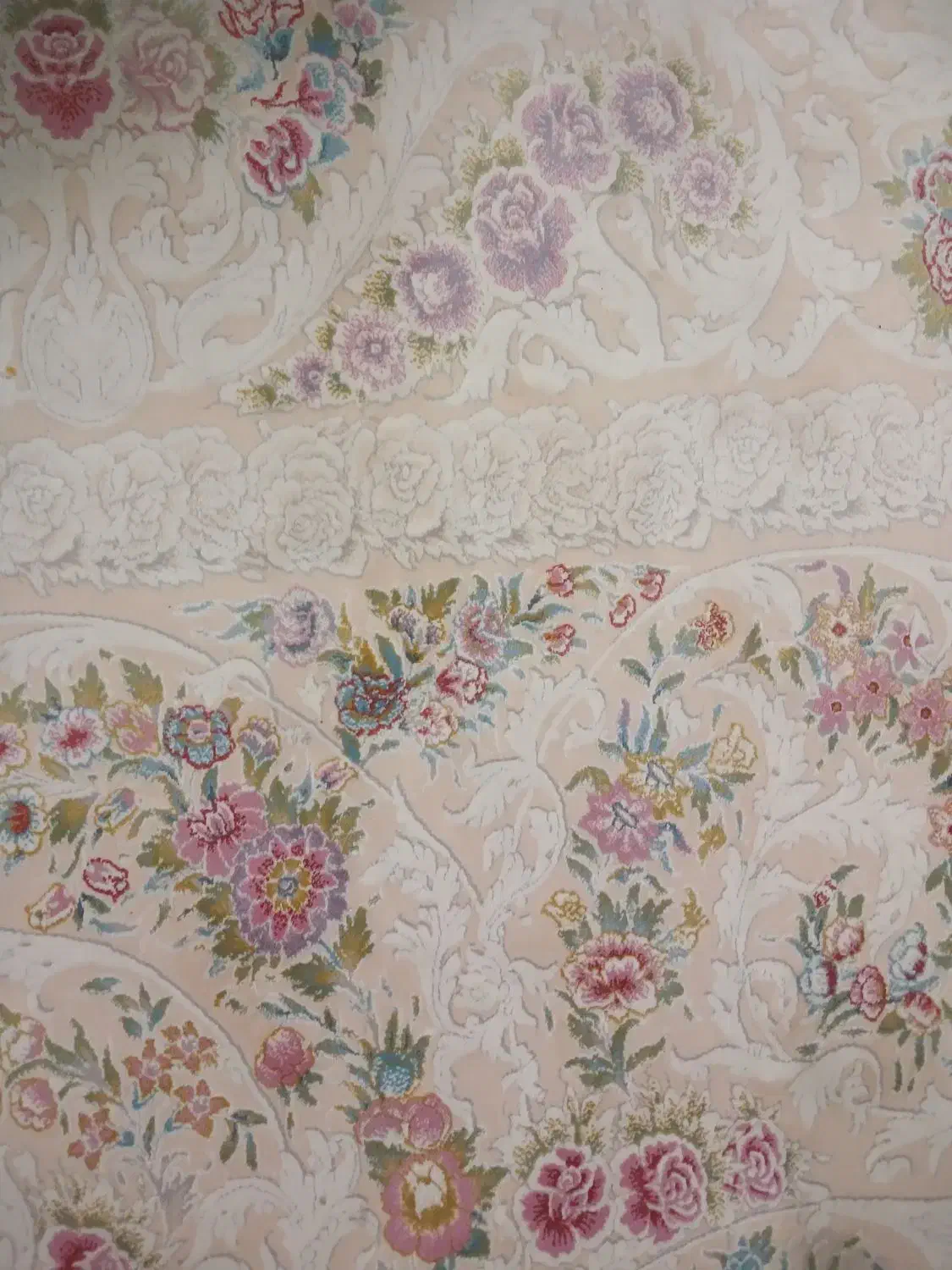 فرش ماشینی کاملا سالم|فرش|تهران, جلیلی|دیوار