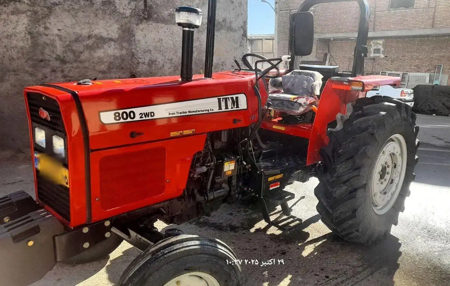 تراکتور خشک ۸۰۰|خودرو سنگین|هریس, |دیوار