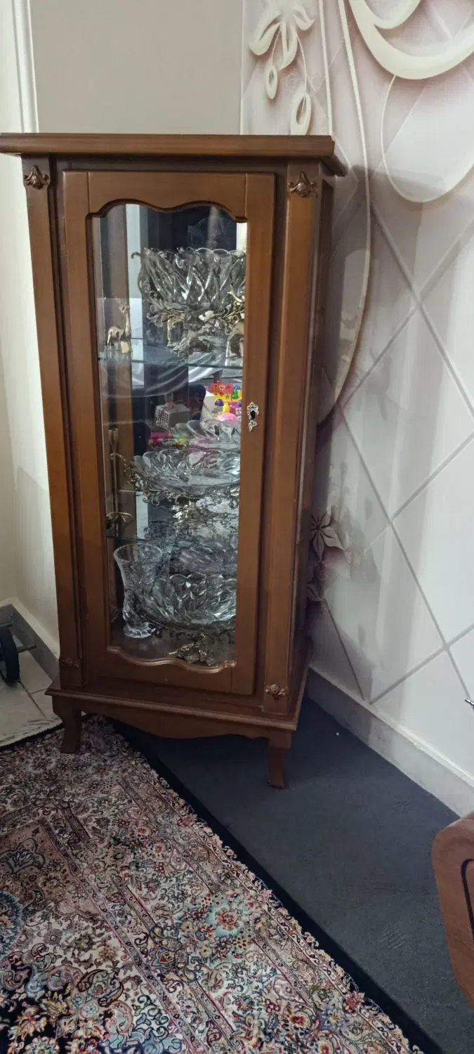 مینی بوفه ویترین و سرویس ظروف شیشه ای برنج|بوفه، ویترین، کنسول|تهران, جلیلی|دیوار