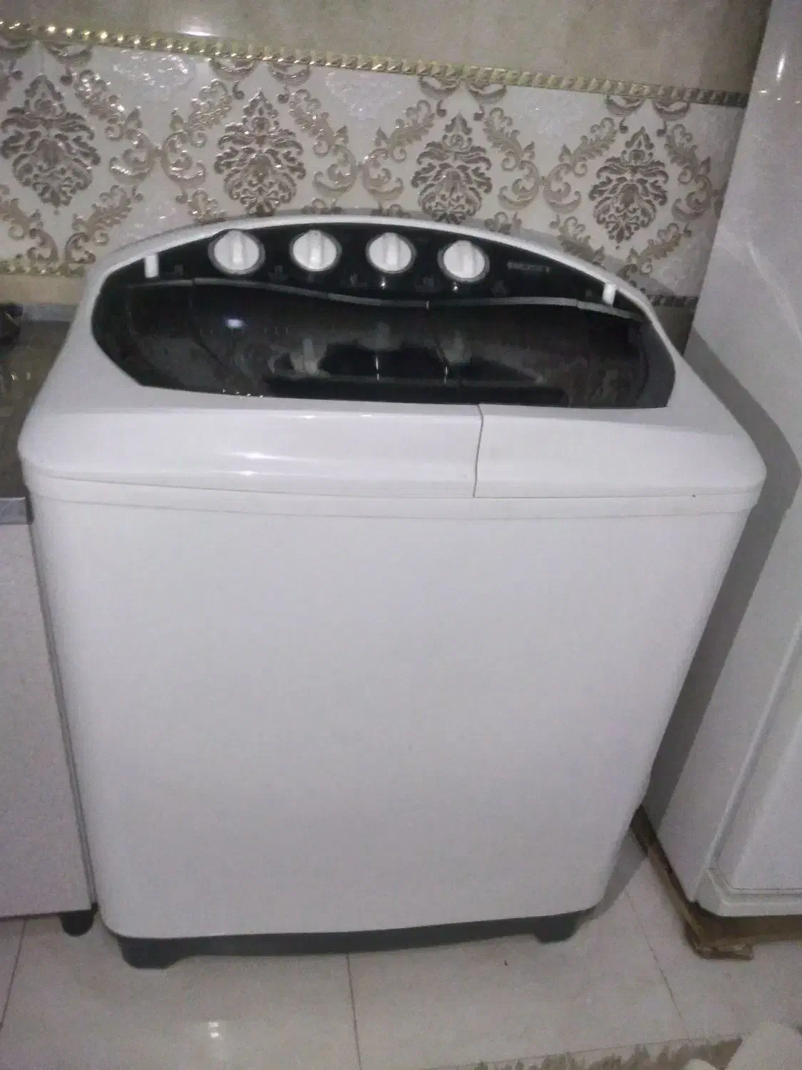 لباسشویی|ماشین لباسشویی و خشککن لباس|گالیکش, |دیوار