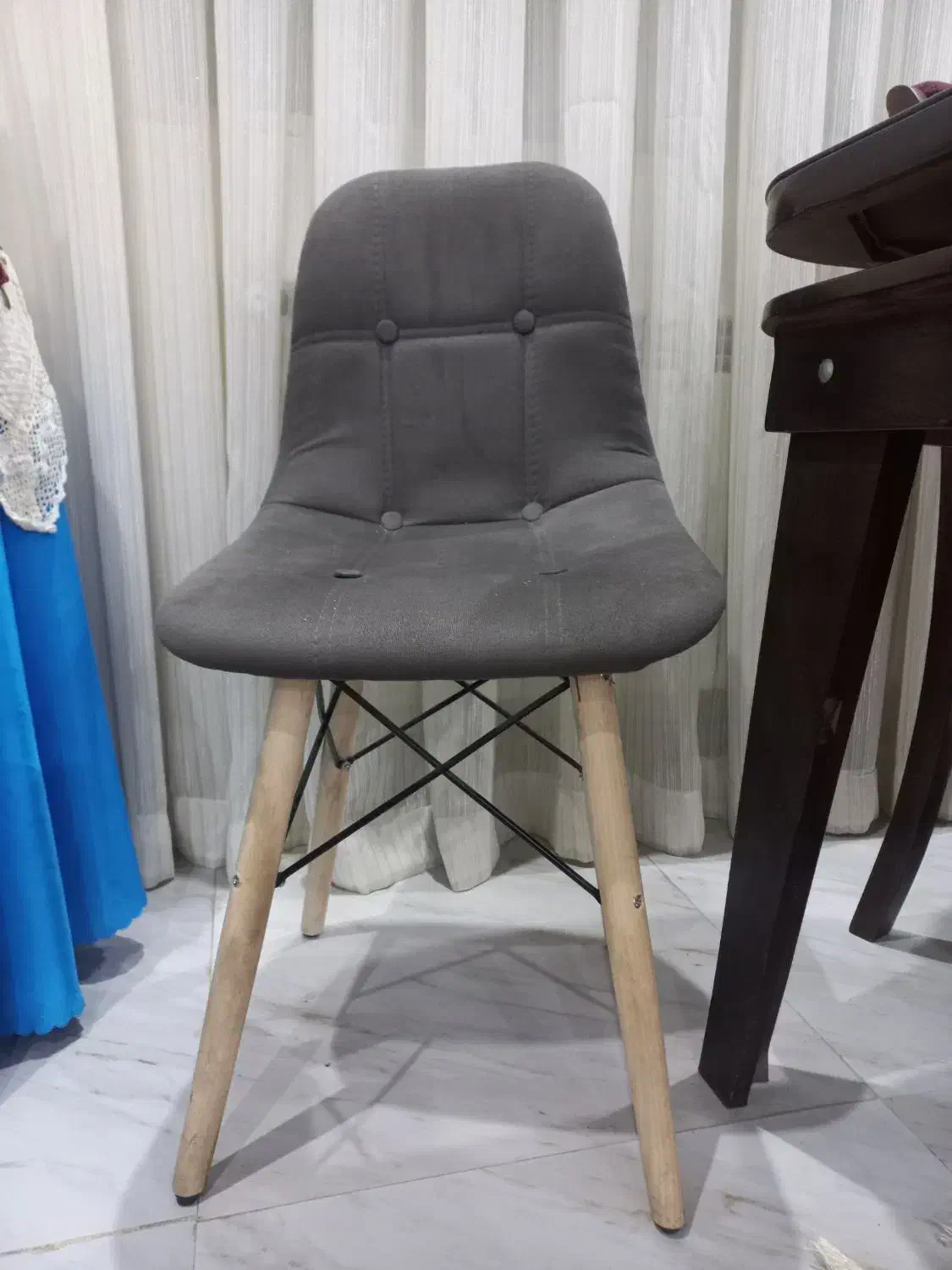 صندلی|صندلی و نیمکت|زاهدان, |دیوار