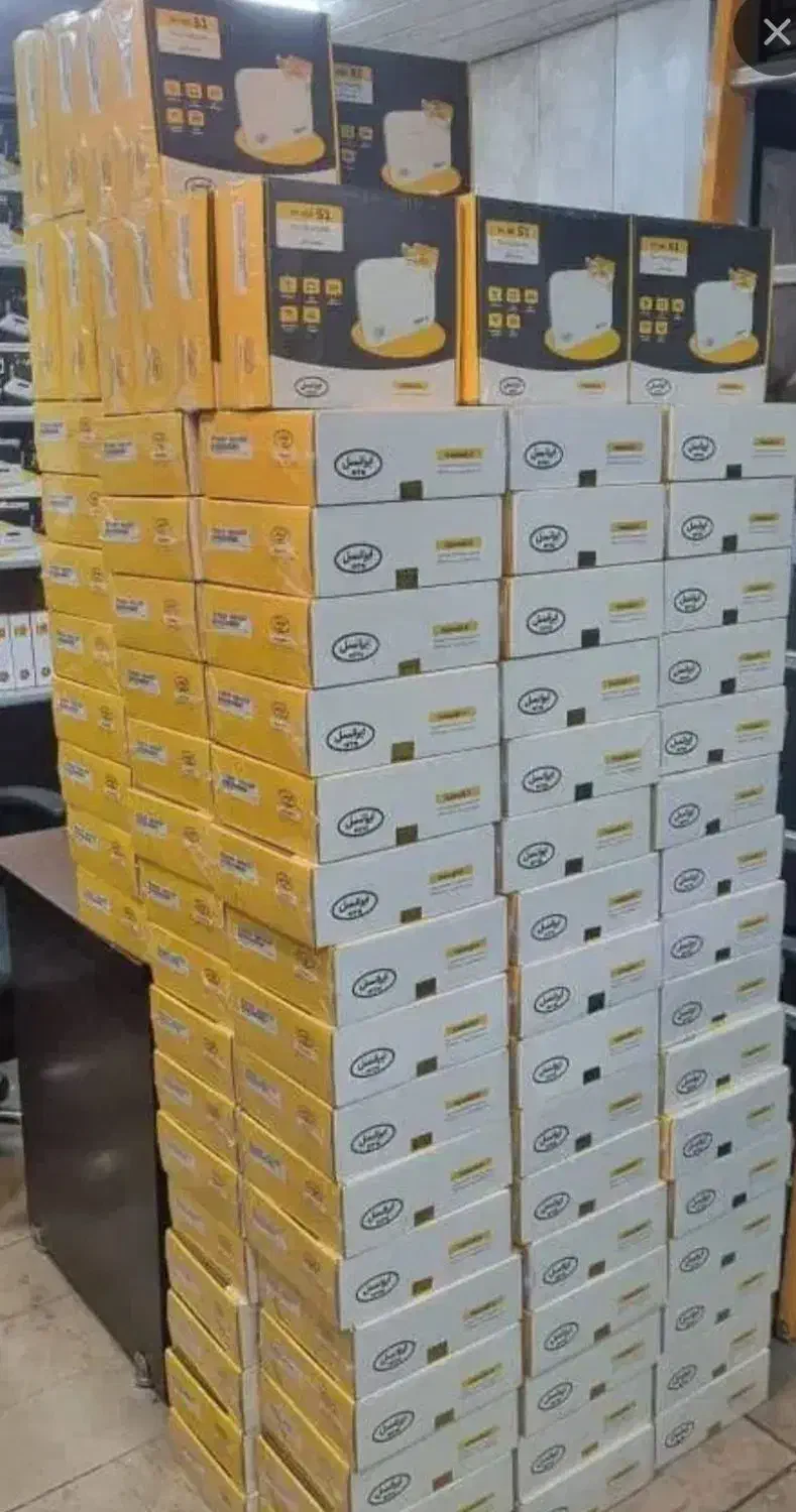 مودم ایرانسلTFi60S1بابسته 50گیگ|مودم و تجهیزات شبکه|مشهد, ده دی|دیوار