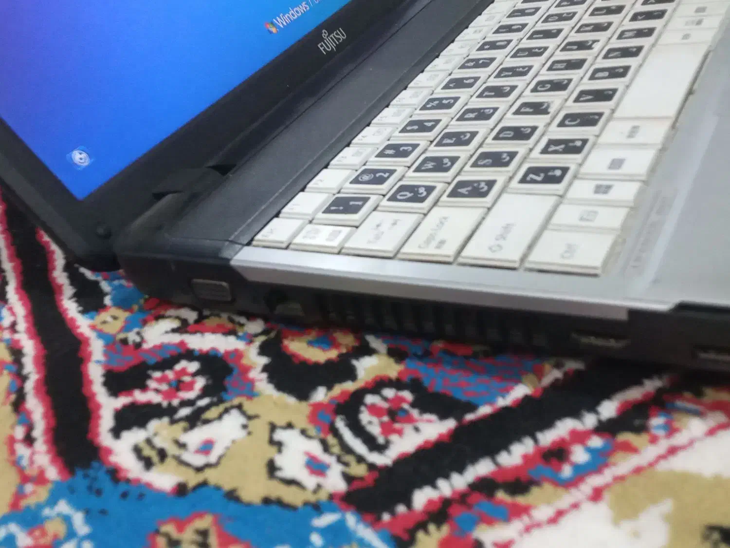 لپ تاپ فوجیتسو ویندوز۷رام۴گیگ درحد نو|رایانه همراه|اردبیل, |دیوار