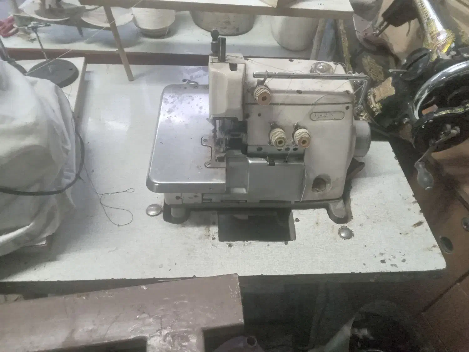 زیگزال|چرخ خیاطی و ریسندگی|رشت, حومه رشت|دیوار