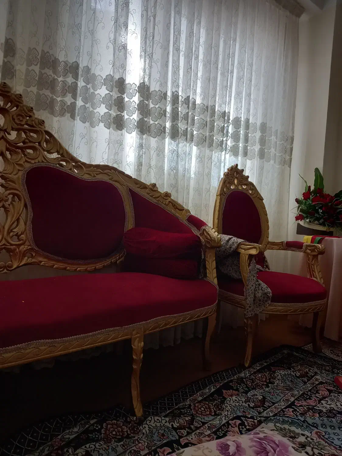 مبل ۹نفره سلطنتی محکم وبادوام|مبلمان خانگی و میز عسلی|زنجان, |دیوار