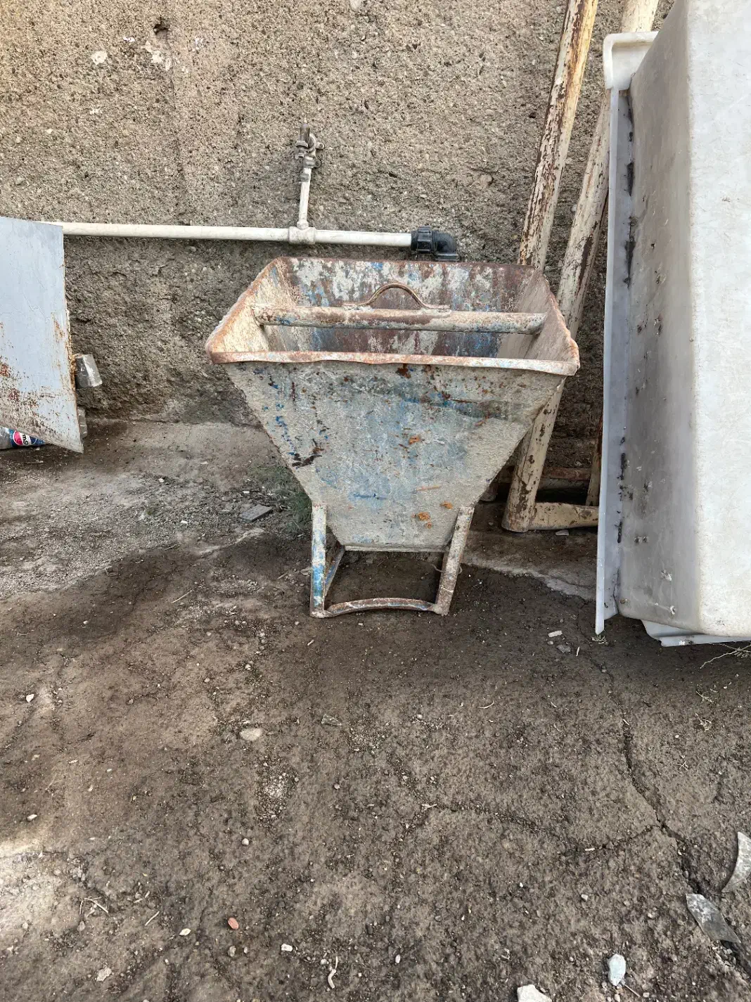 بالابر ساختمانی - فرقون - شن کش - تخته بنایی|مصالح و تجهیزات ساختمان|خاوران, |دیوار