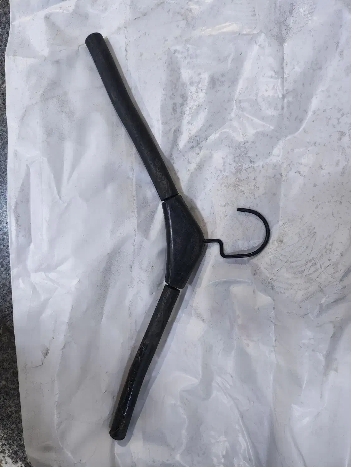 چوب لباسی|بندرخت و رخت‌آویز|فردیس, شهرک سپاه|دیوار