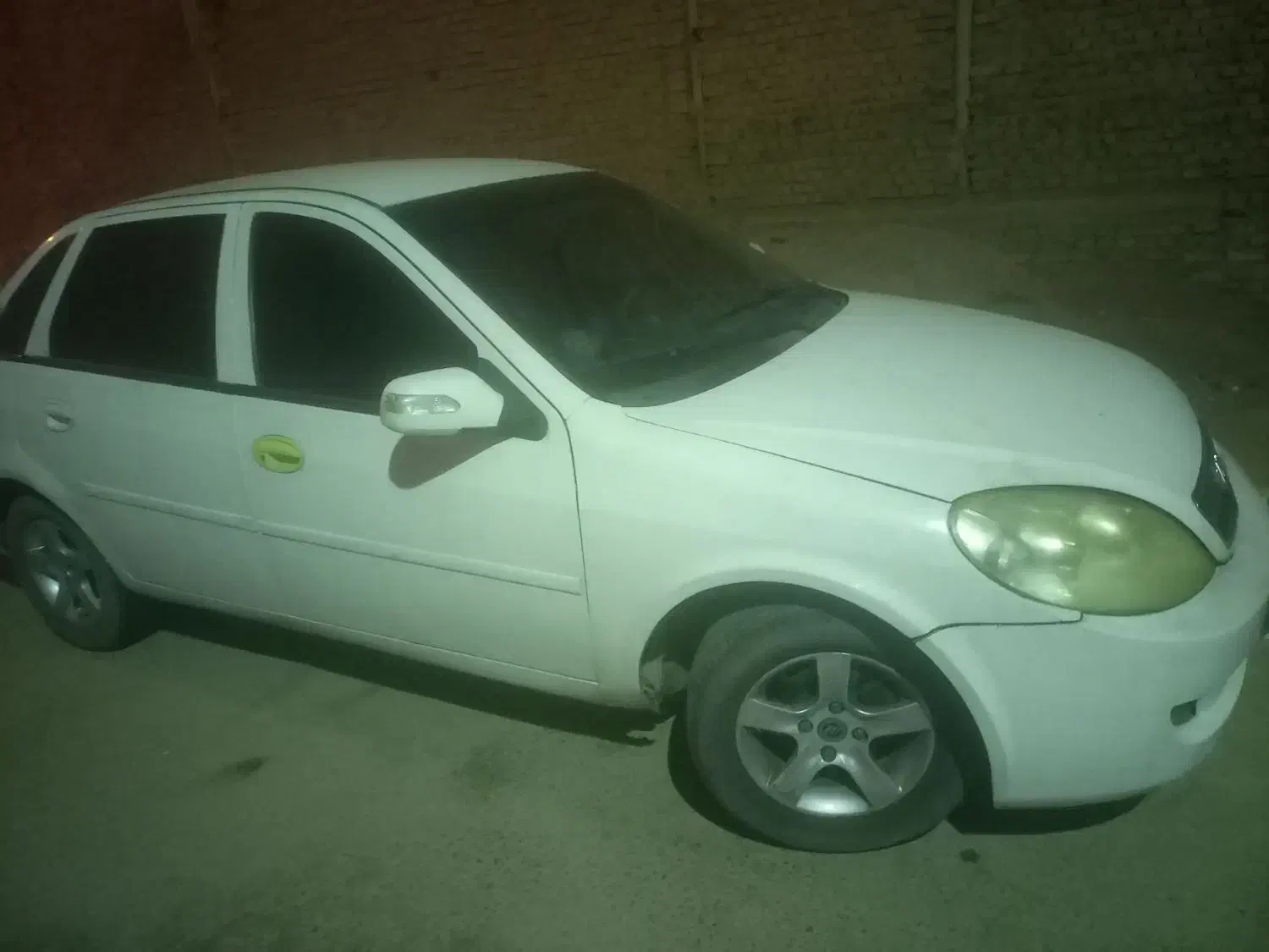 لیفان ۵۲۰|خودرو سواری و وانت|یزد, |دیوار