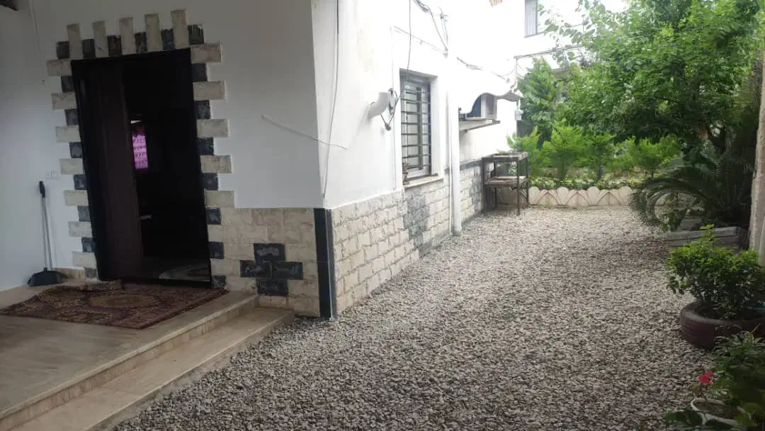 اجاره واحد دو خواب مجزا ورودی و پارکینگ جدا|اجارهٔ کوتاه‌مدت آپارتمان و سوئیت|چالوس, |دیوار