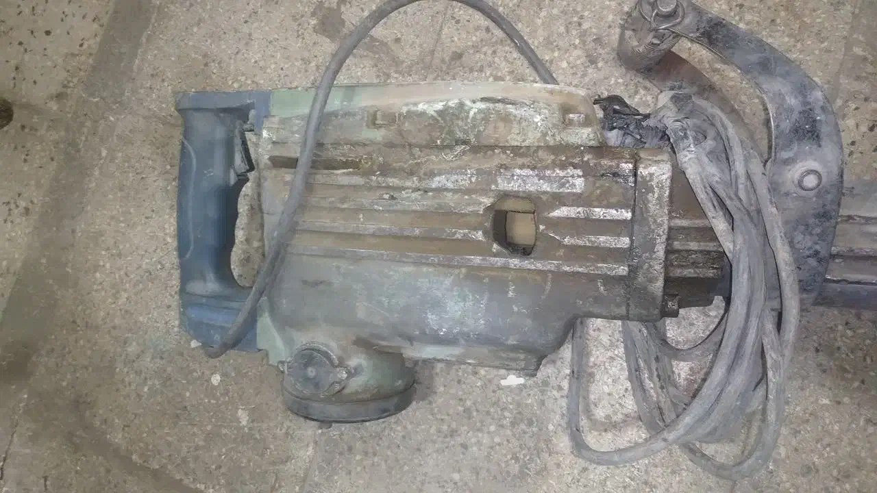 دژ بُر سالم پی اچ ۶۵ روغنی|ماشین‌آلات صنعتی|زنجان, |دیوار