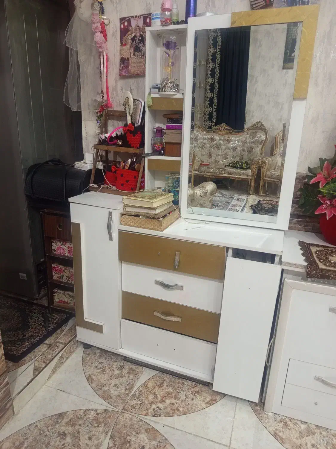 آینه کمد|جاکفشی، کمد، دراور|مشهد, گلشور|دیوار