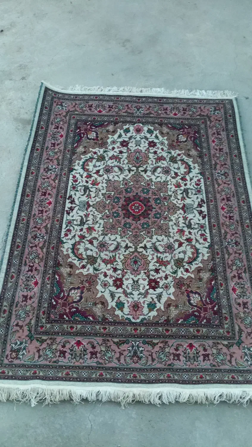 فرش قالیچه نقشه اصفهان|فرش|بناب, |دیوار