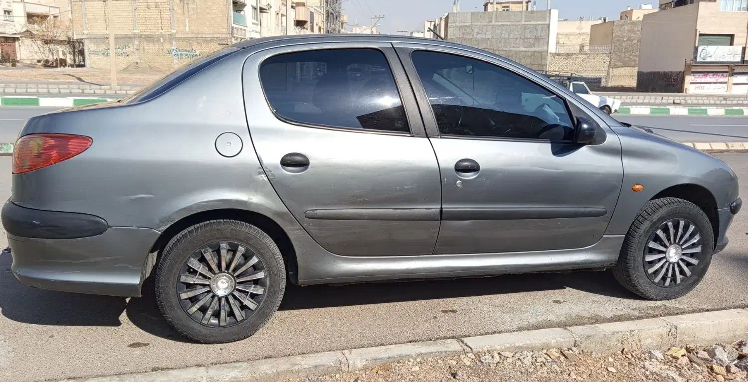 206SD/92 V8|خودرو سواری و وانت|خمینی‌شهر, |دیوار