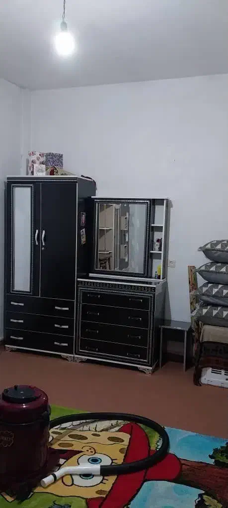 کمد و میز آرایش در حد نو|جاکفشی، کمد، دراور|الیگودرز, |دیوار