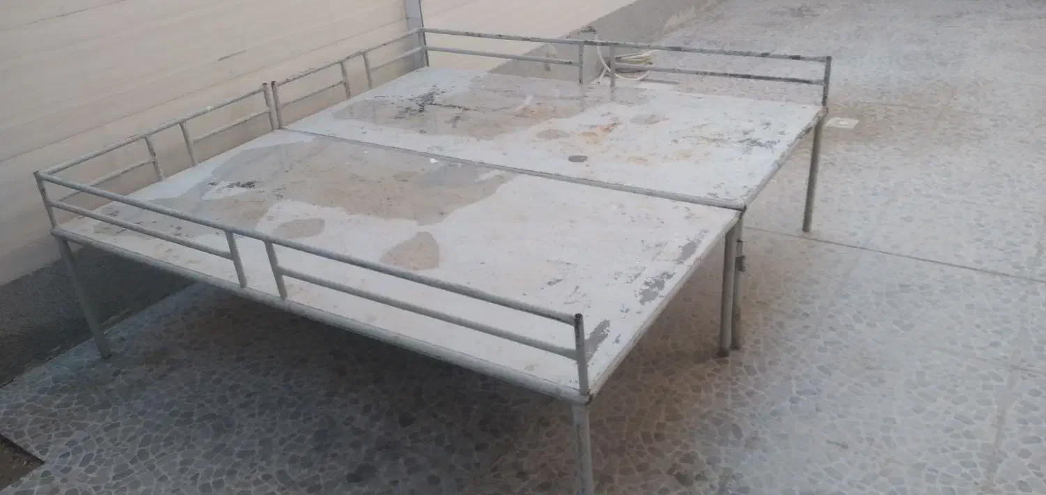 تخت آهنی محکم و ضخیم|تخت و سرویس خواب|مرودشت, شهرک مهدیه|دیوار