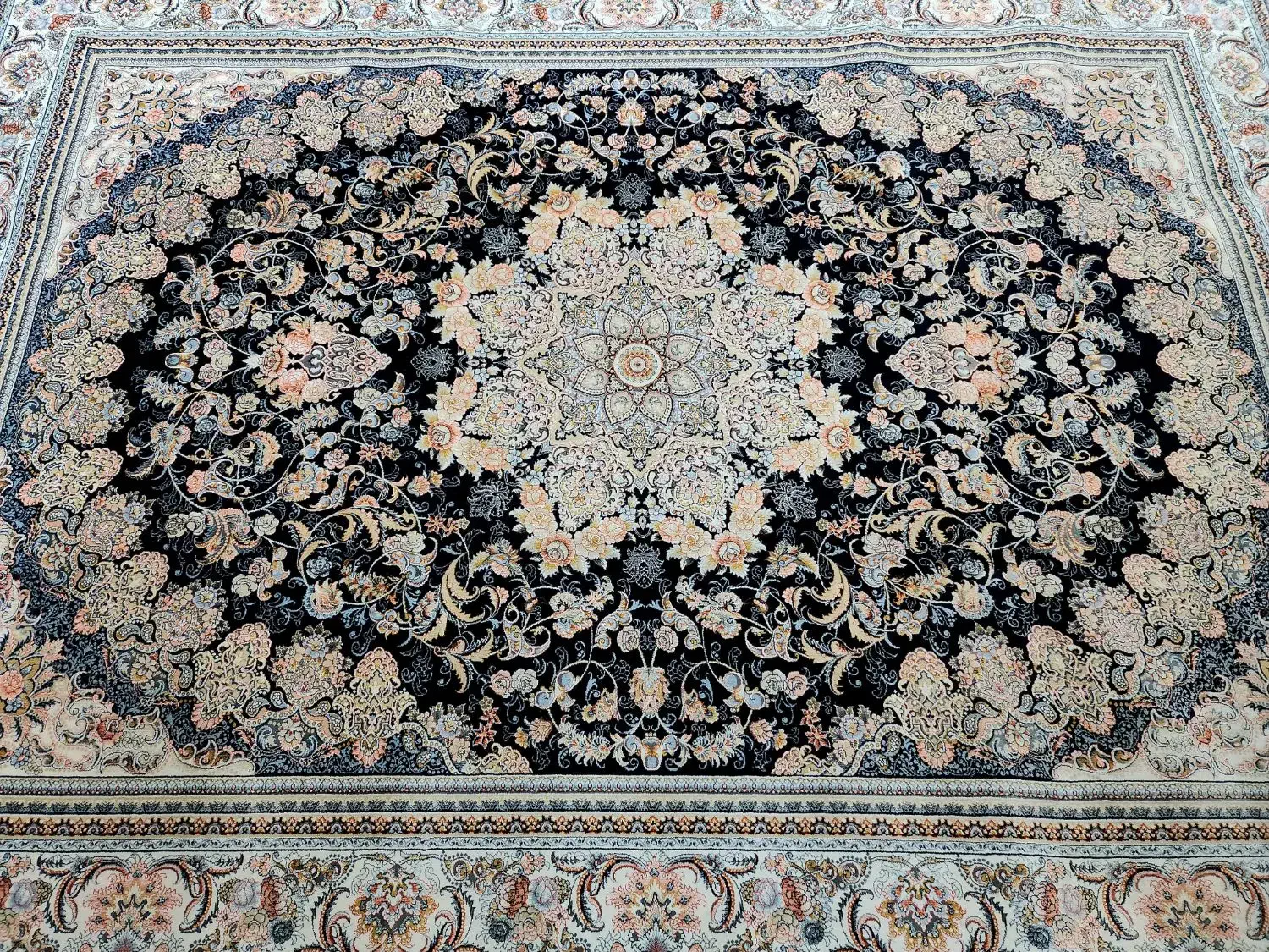 ۹ متری در حد اکبند|فرش|تهران, تهراننو|دیوار