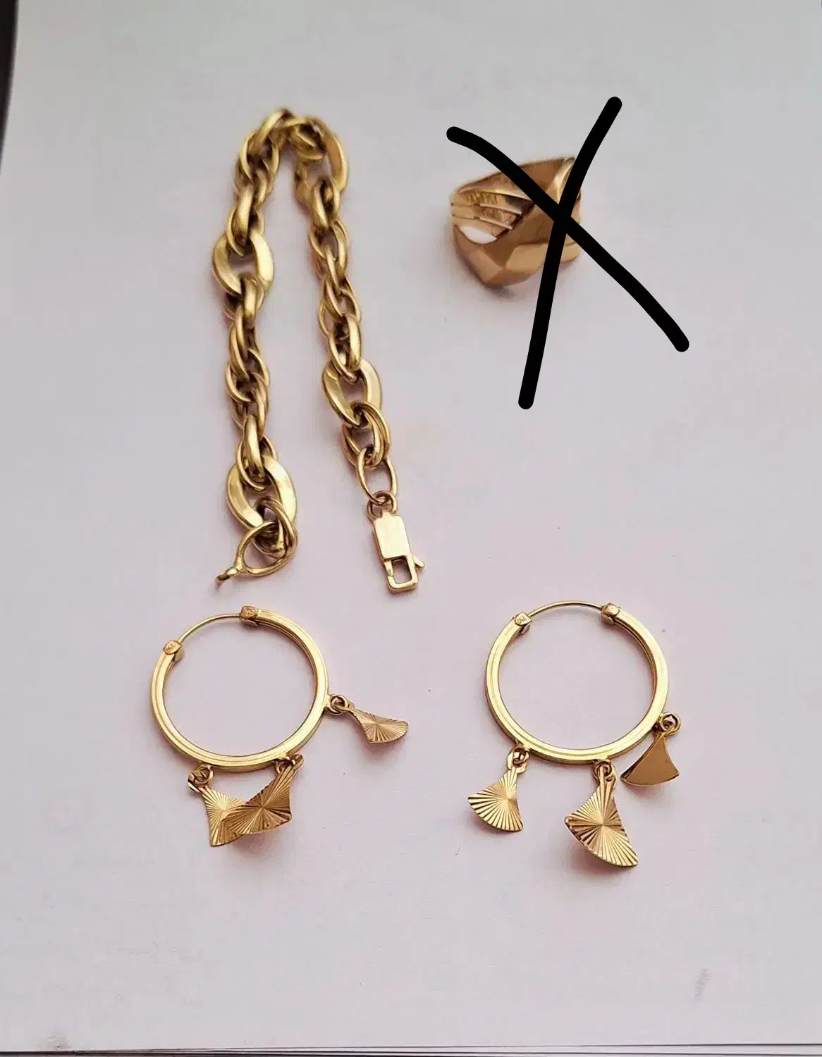 طلا ۱۸ عیار ۲۰۰ بالای تابلو|جواهرات|کرج, شهرک اوج|دیوار