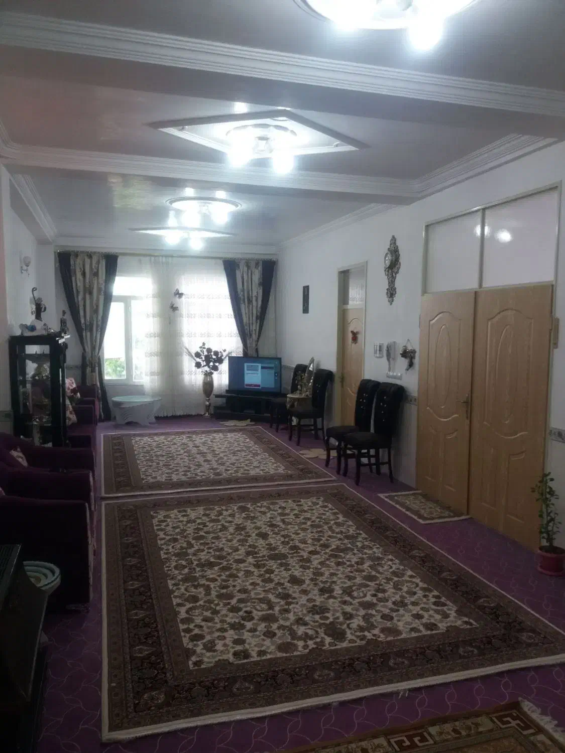 پرده|پرده، رانر، رومیزی|میانه, |دیوار