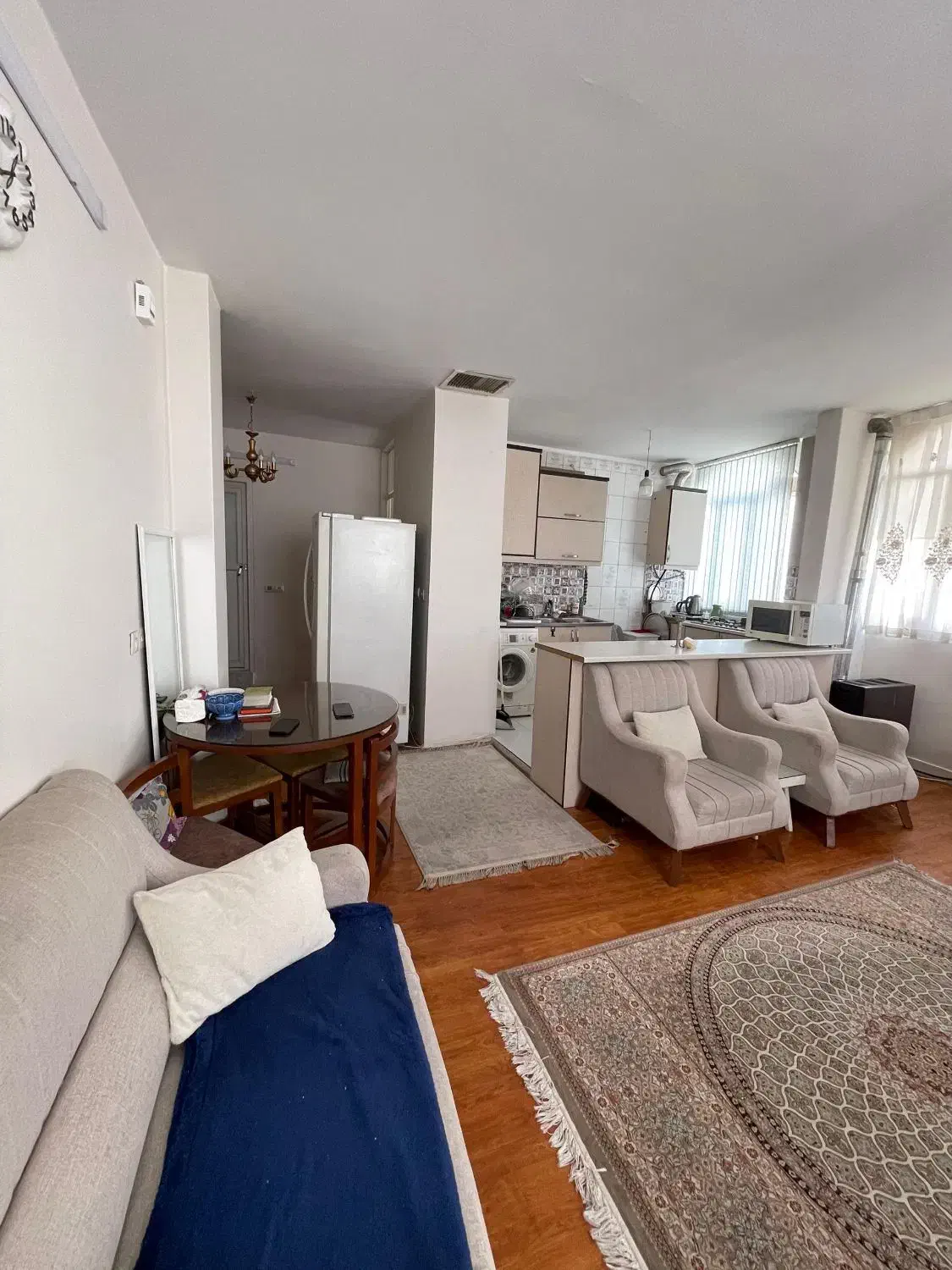 50 متر غرق در نور/شهرری یزدانخواه صمدی فیروز ابادی|فروش آپارتمان|ری, حمزهآباد|دیوار