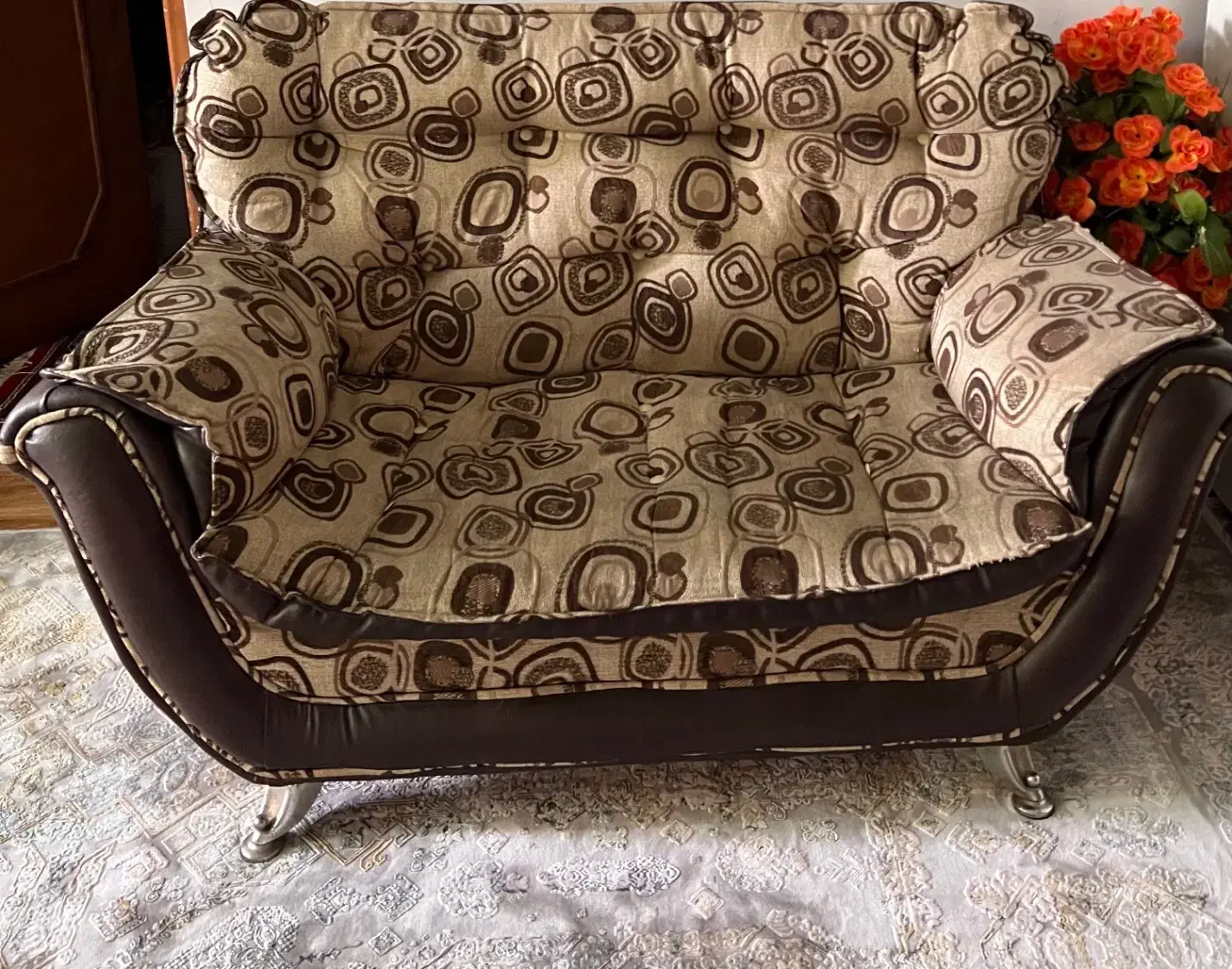 مبل|مبلمان خانگی و میز عسلی|آستانه اشرفیه, |دیوار