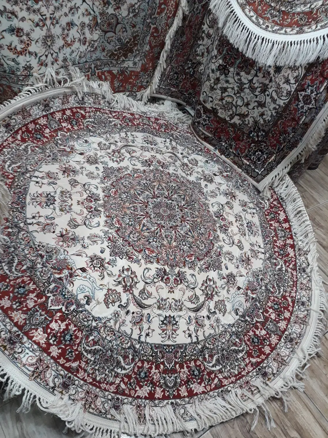 فرش اولیا دایره ۱۲۰۰شانه گرد ۱۵۰×۱۵۰ سایز|فرش|تبریز, |دیوار
