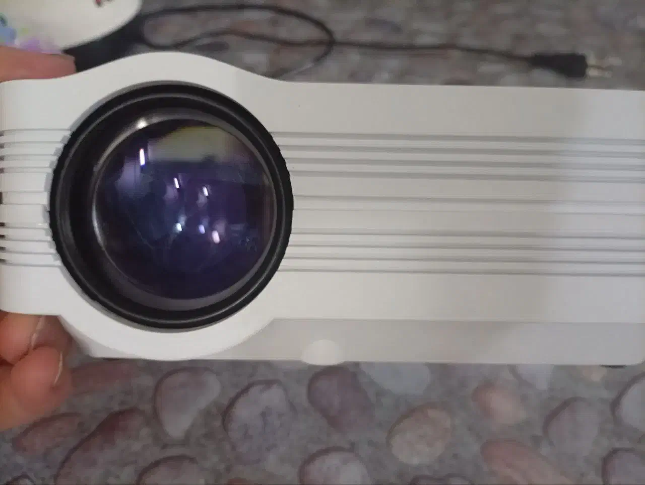 پروژکتور|تلویزیون و پروژکتور|مشهد, شهید معقول|دیوار