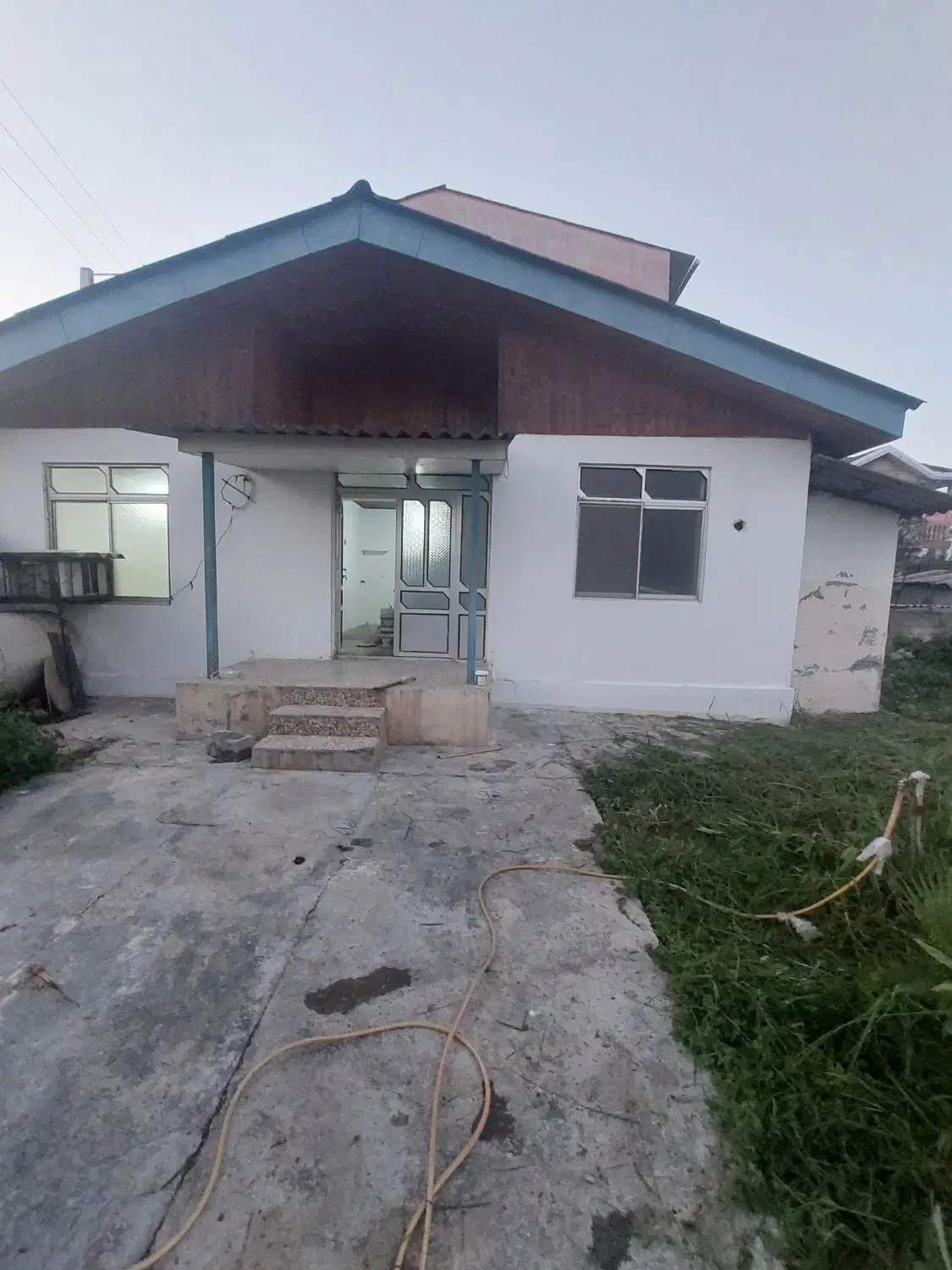 اجاره ویلا با ۴۰۰زمین /کد ۳۹۶۸ (سالار)|اجارهٔ خانه و ویلا|رویان, |دیوار