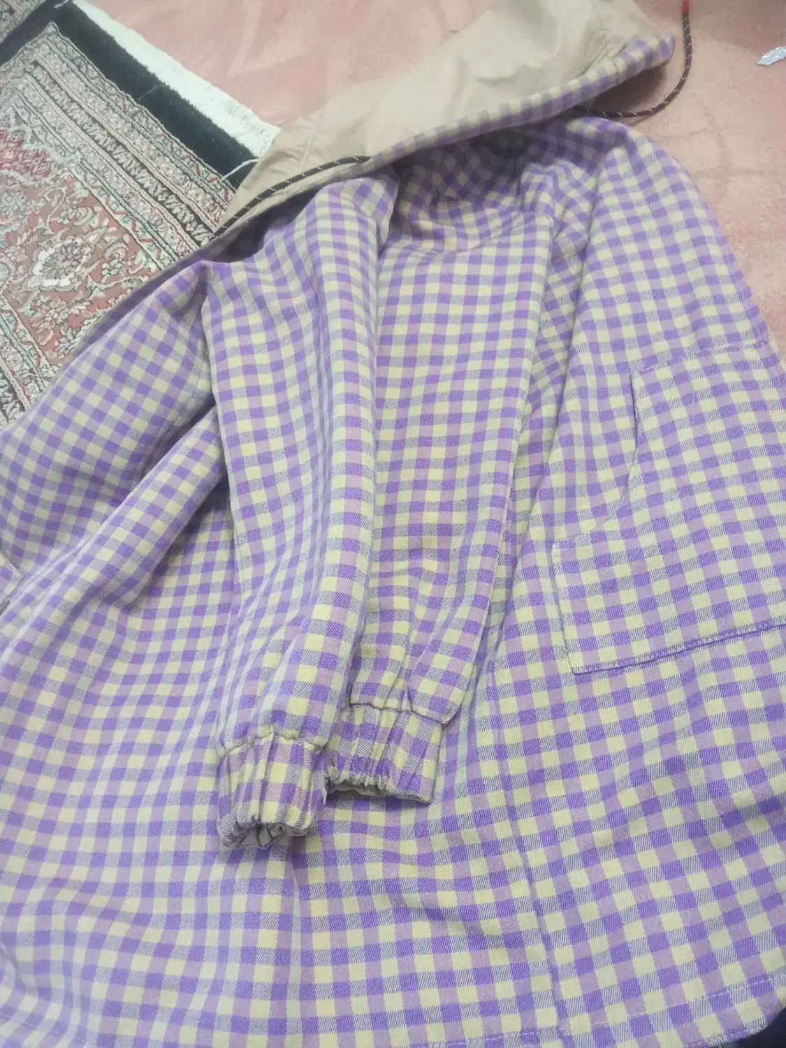 پافر و بارونی|لباس|چناران, |دیوار