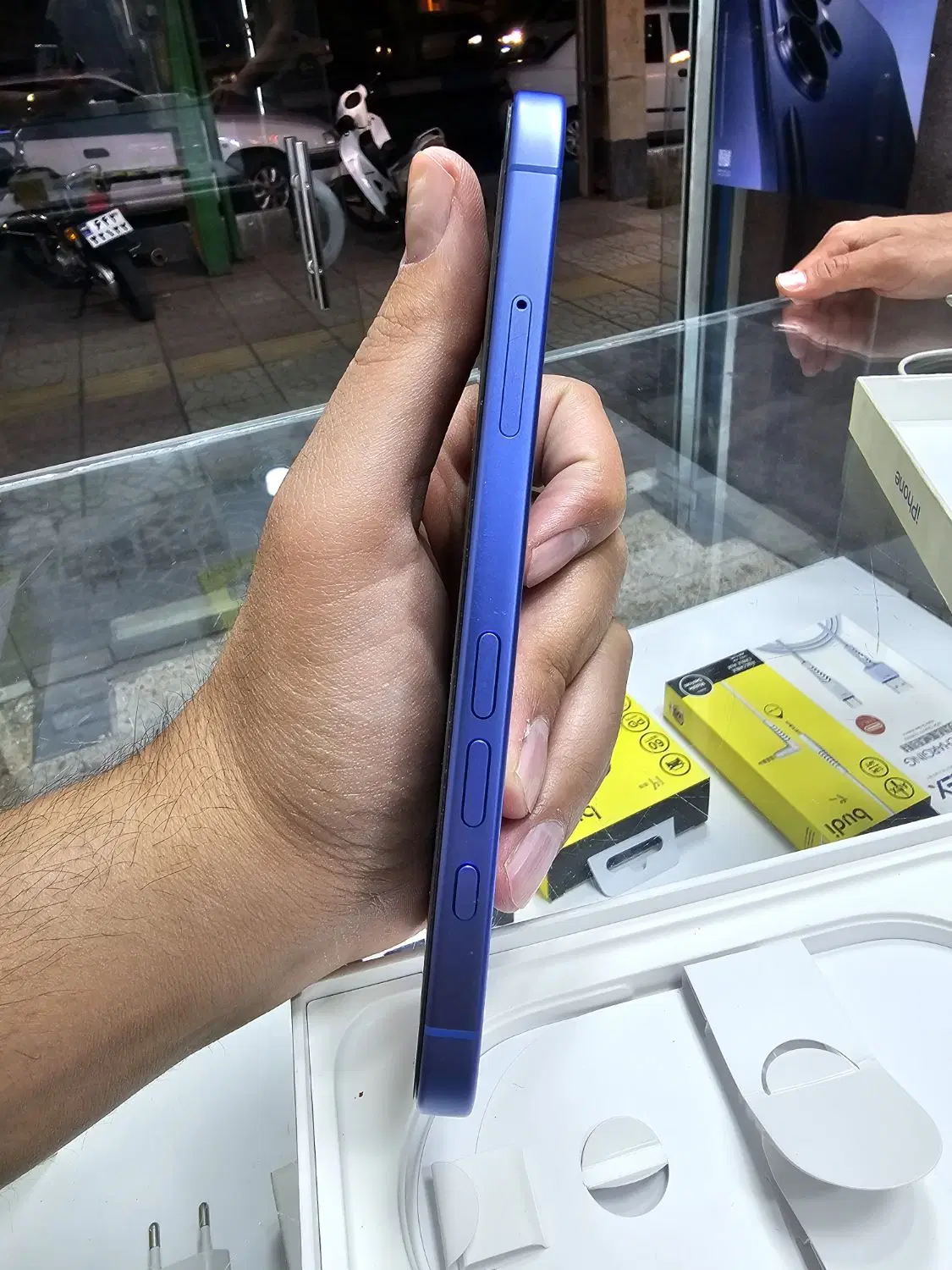 iPhone 16|موبایل|یزد, |دیوار