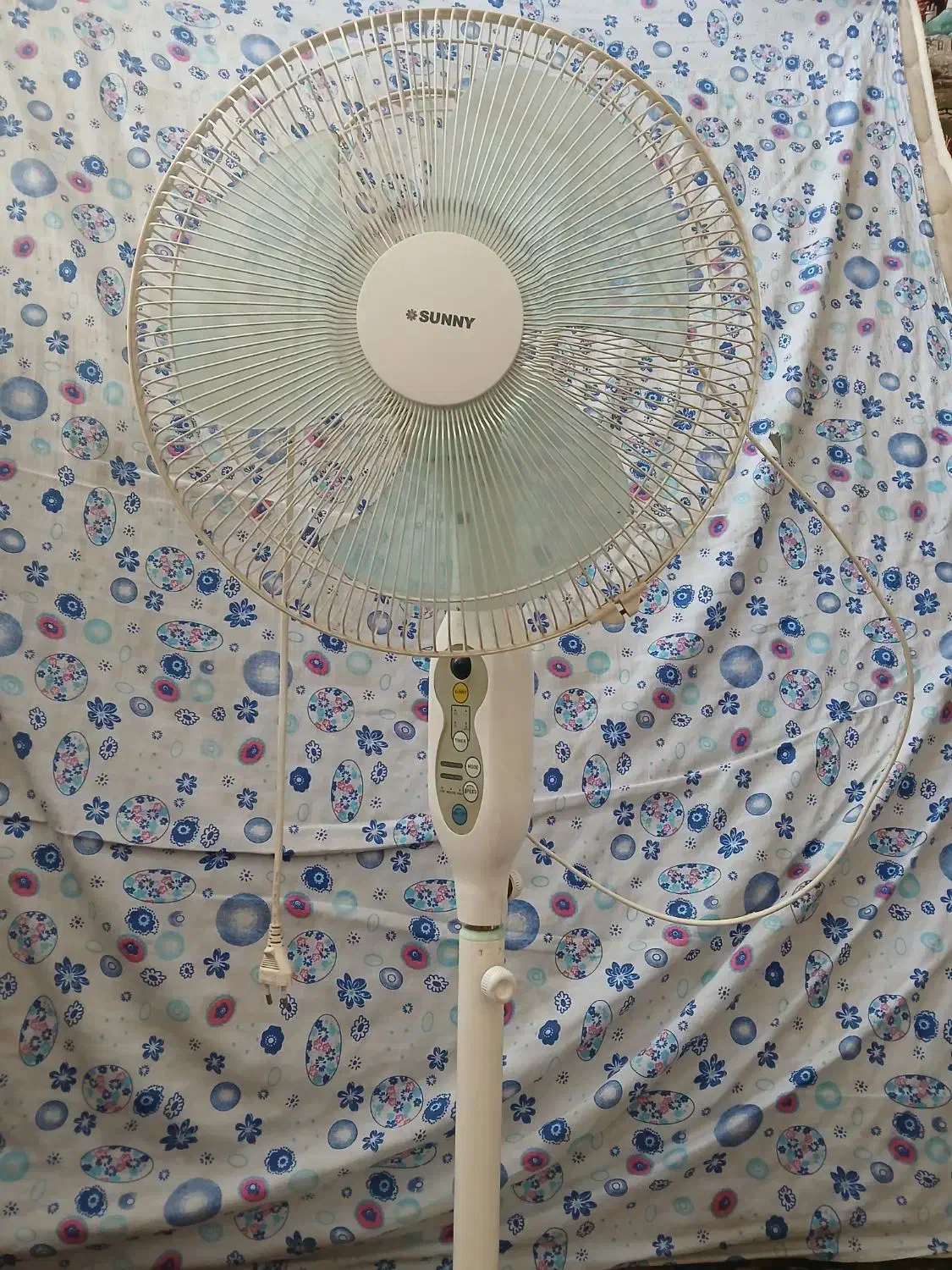 پنکه|پنکه و تصفیهکنندهٔ هوا|مشهد, پنجتن|دیوار