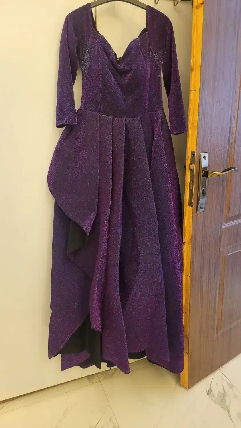 لباس مجلسی|لباس|باقرشهر, |دیوار