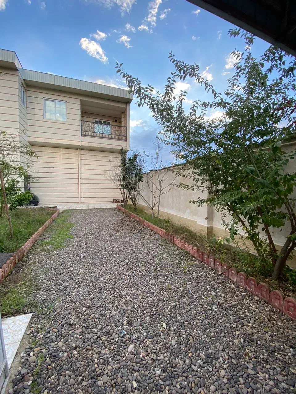 اپارتمان ویلایی سند دار|فروش خانه و ویلا|لولمان, |دیوار