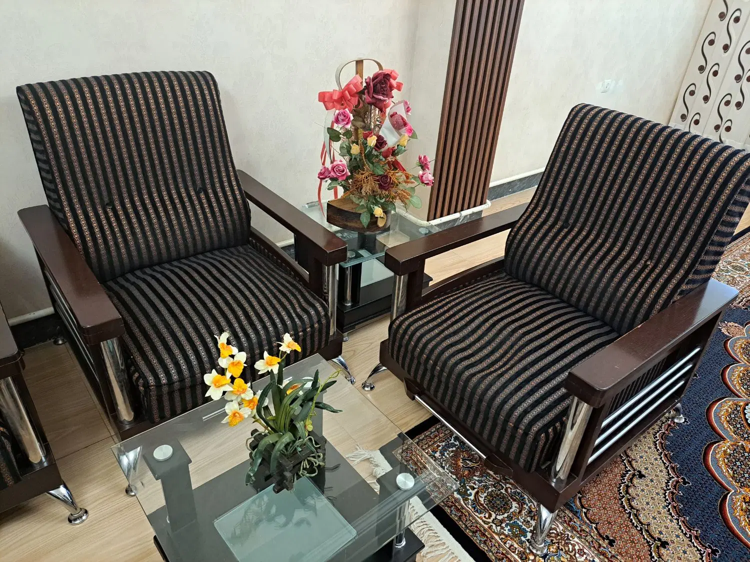 مبل|مبلمان اداری|شاهین دژ, |دیوار