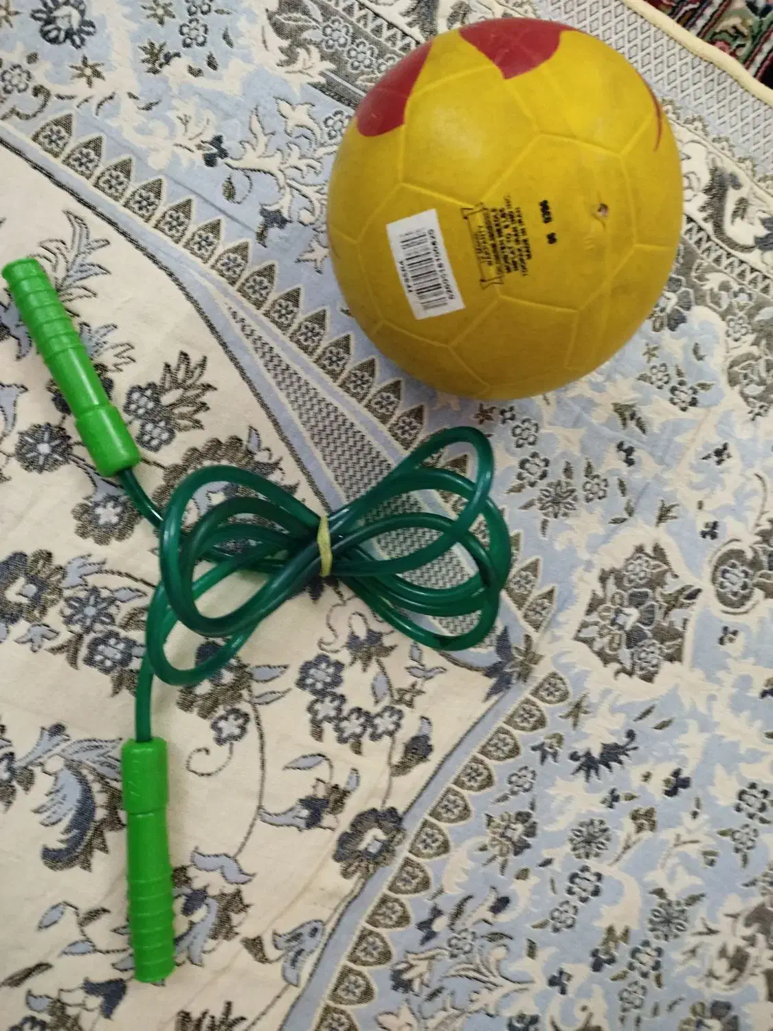 توپ فوتسال|ورزش‌های توپی|خرم‌آباد, |دیوار