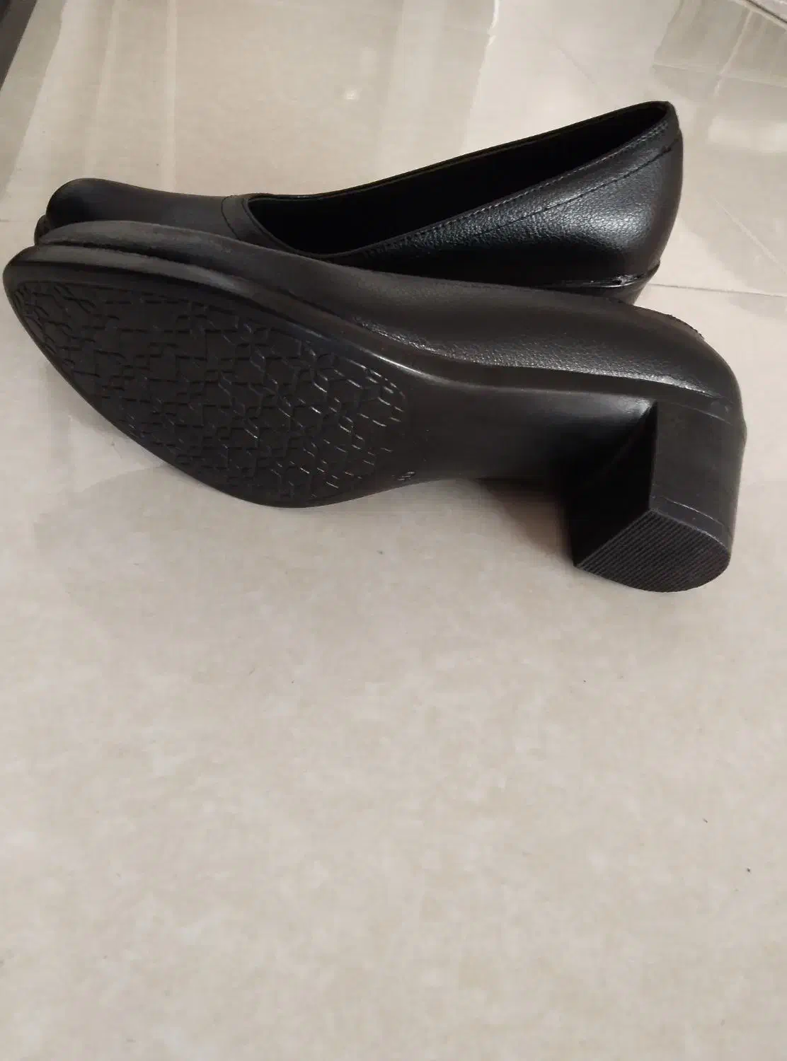 کفش مجلسی|کیف، کفش، کمربند|ملایر, |دیوار