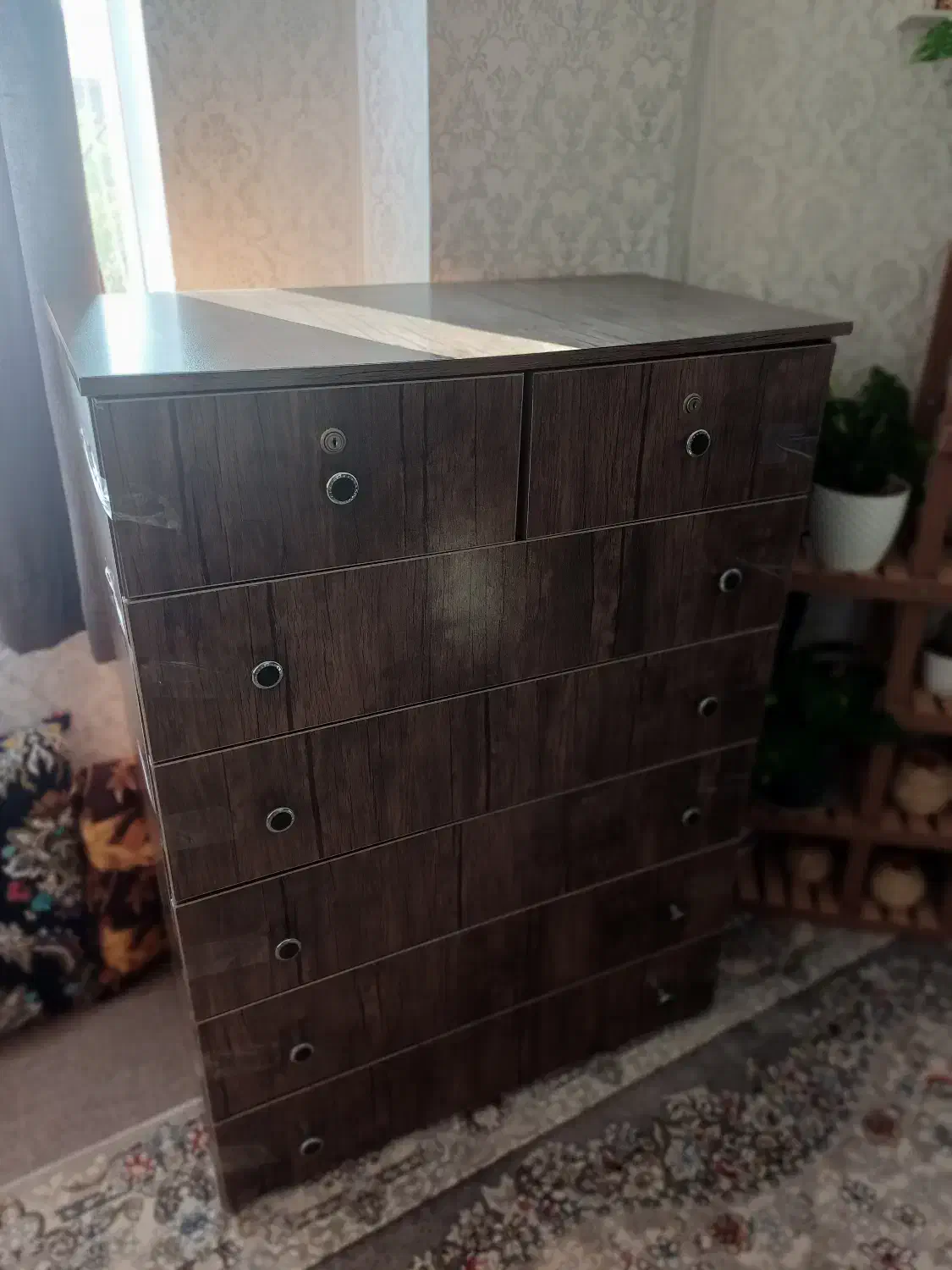 کمد دراور|جاکفشی، کمد، دراور|آستانه اشرفیه, |دیوار