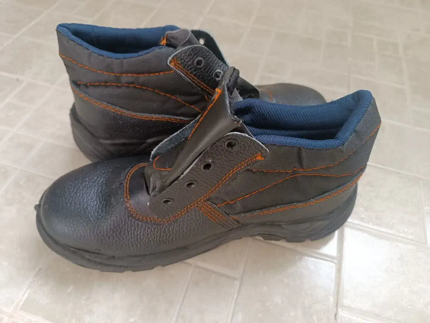 کفش کار سایز ۴۰|کیف، کفش، کمربند|سمنان, |دیوار