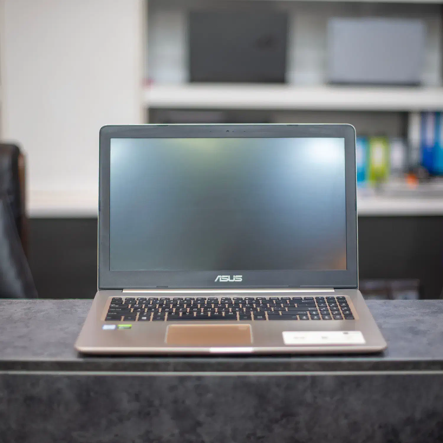 لپتاپ ASUS PRO با 4 گیگ گرافیک و i7-8750H|رایانه همراه|یزد, |دیوار