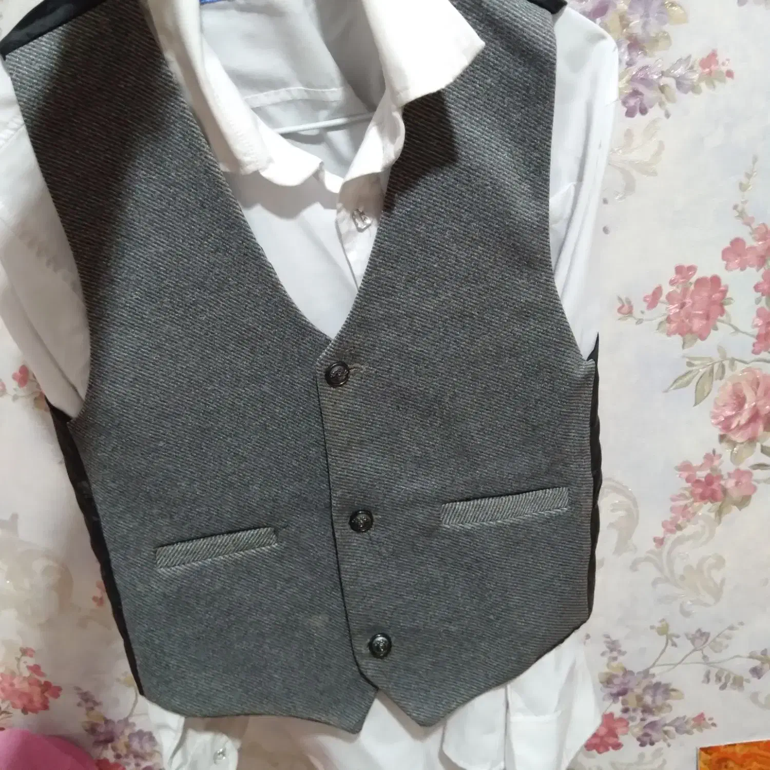 کت وشلواروپیراهن وجلیقه پسرونه|کفش و لباس بچه|قرچک, زیبا شهر|دیوار