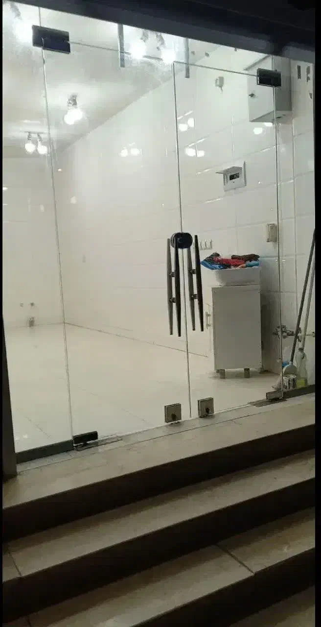 اجاره مغازه بلوار ساحلی 20م و سه راه سازمان 33 متر|اجارهٔ مغازه و غرفه|بندرعباس, |دیوار