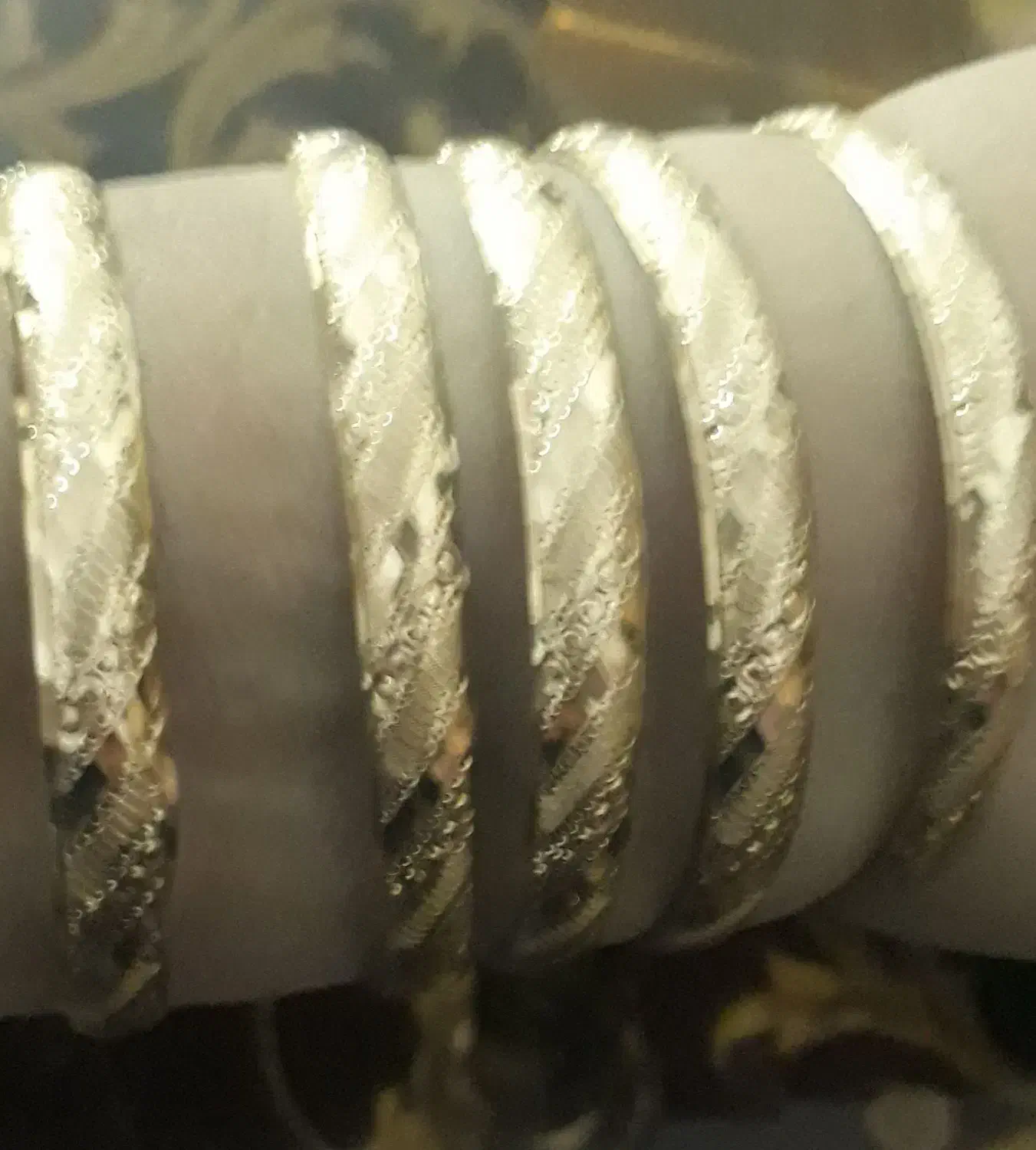 النگو|جواهرات|الشتر, |دیوار