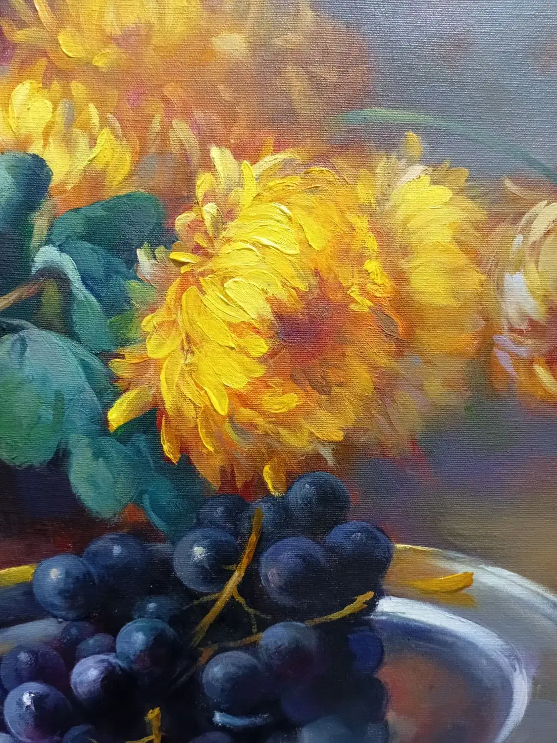 سینی انگور و گلهای داوودی (رنگروغن روی بوم )|تابلو، نقاشی، عکس|تبریز, |دیوار