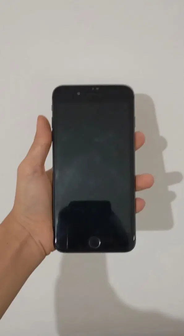 IPhone 8 Plus|موبایل|نهاوند, |دیوار