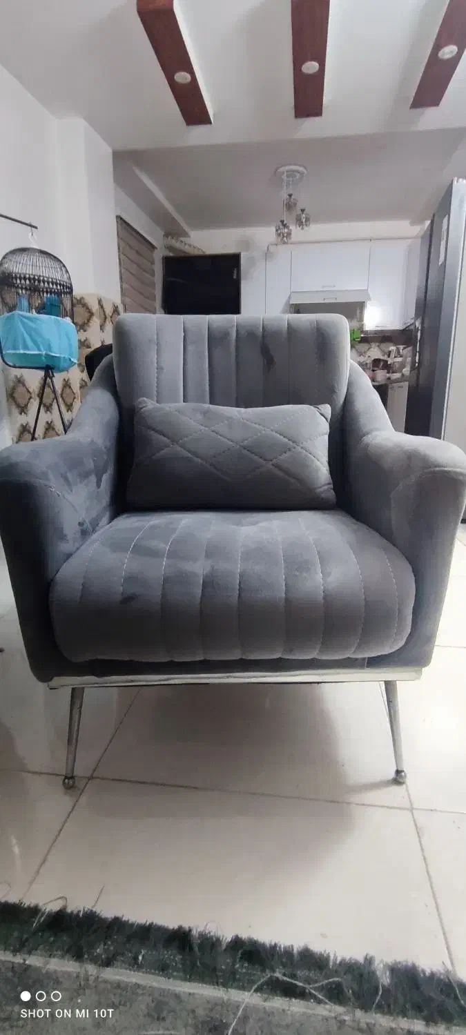 فروش مبل در حد نو|مبلمان خانگی و میز عسلی|رشت, باهنر|دیوار