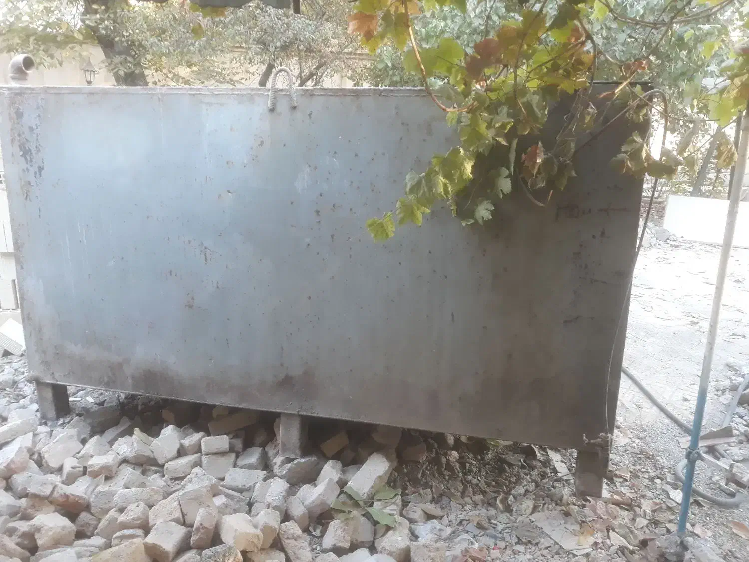 تانکر ۸ هزار لیتری ورق ۴ میل|مصالح و تجهیزات ساختمان|کرج, میدان میوه و تره بار مرکزی|دیوار