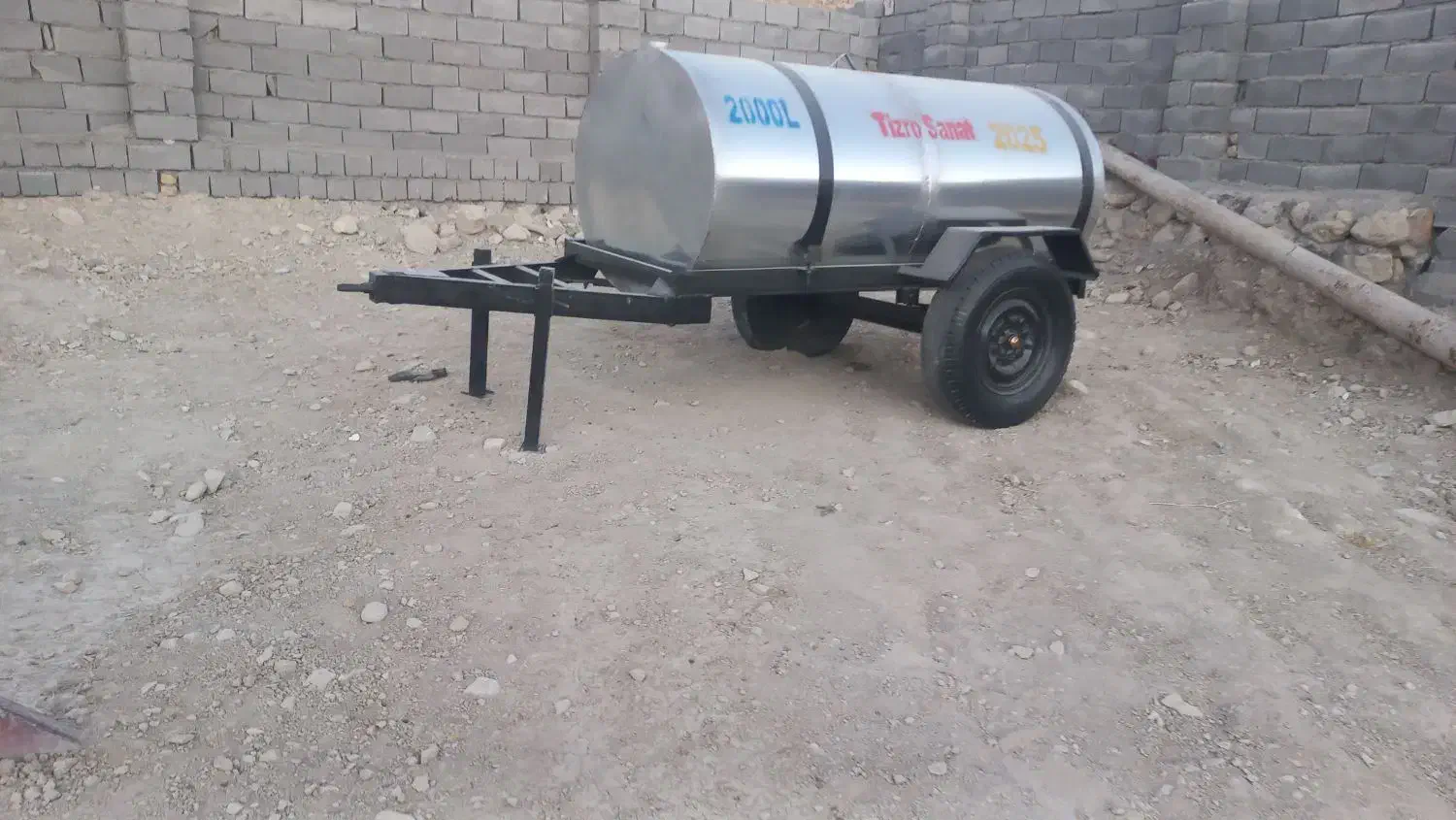 تانکر چرخ دار ۲۱۰۰لیتری با ورق سفیدبدون کارکرد خشک|ماشینآلات صنعتی|ایلام, |دیوار